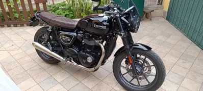 Triumph Street Twin 900 (2016) usata