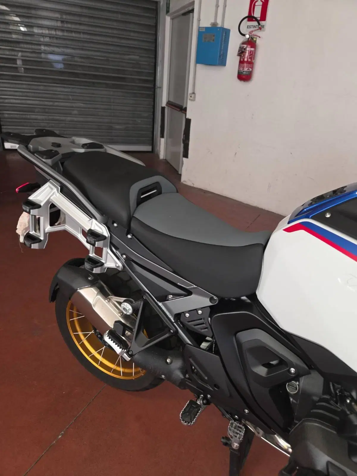 Bmw R 1300 GS Adventure Trophy (2025 - 26) (3)