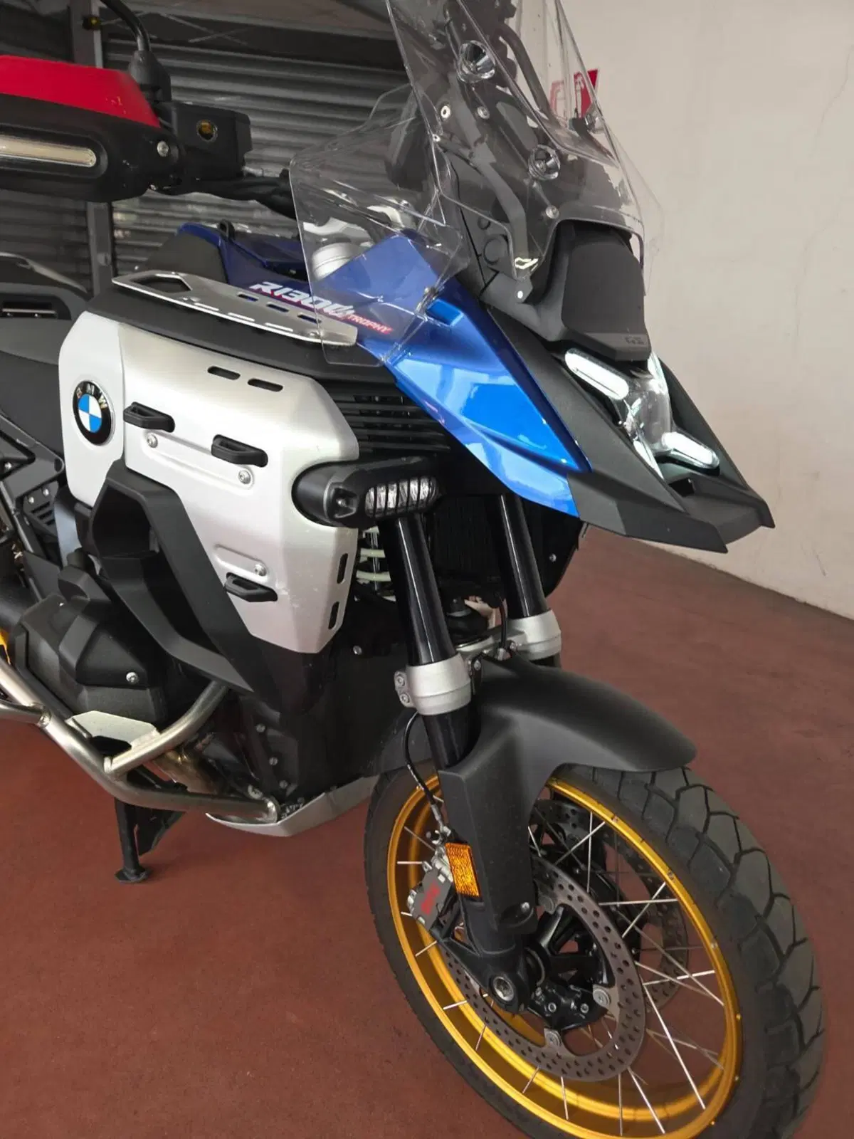 Bmw R 1300 GS Adventure Trophy (2025 - 26) (4)