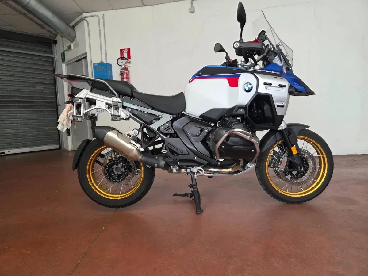 Bmw R 1300 GS Adventure Trophy (2025 - 26) (10)