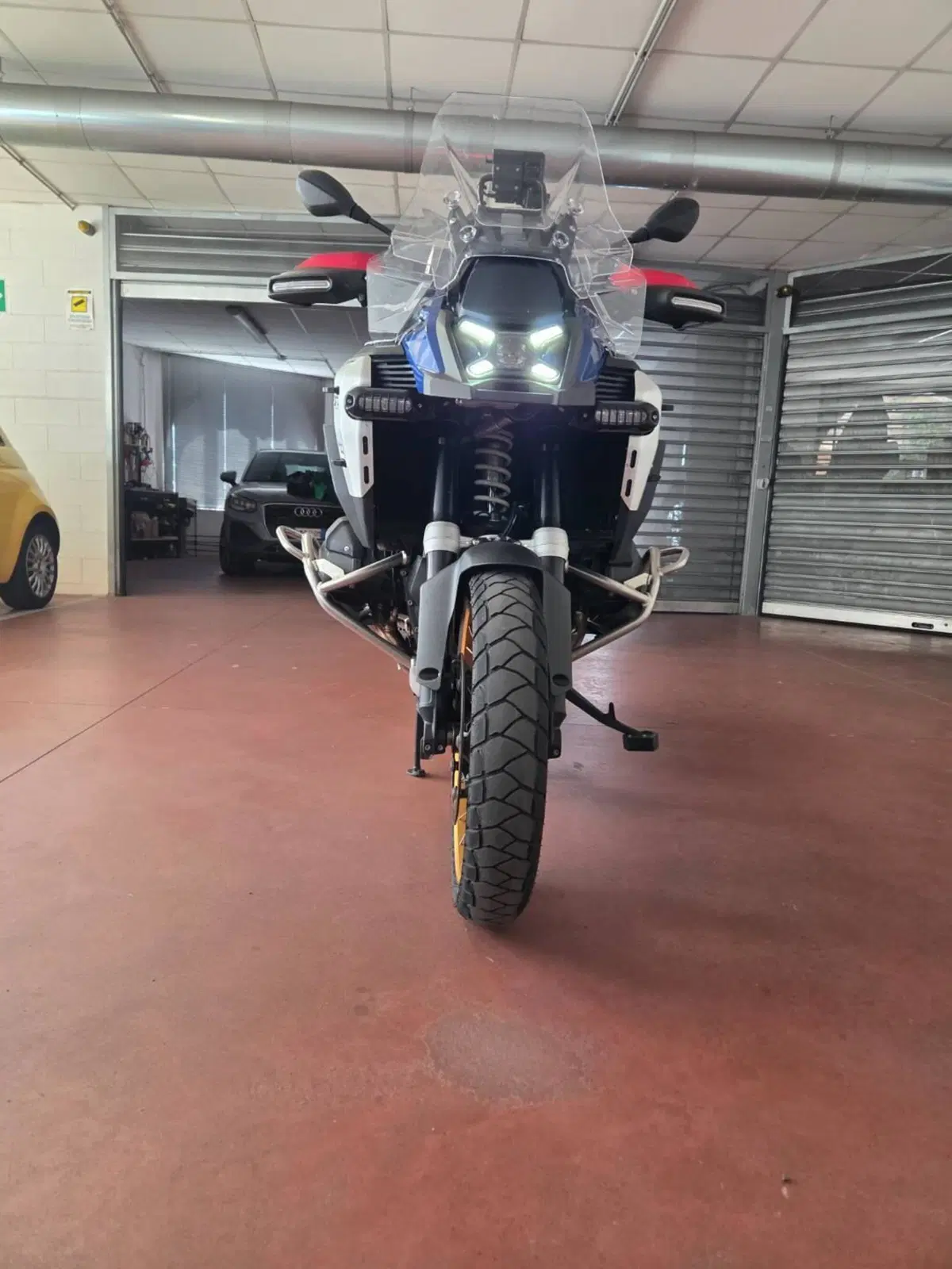Bmw R 1300 GS Adventure Trophy (2025 - 26) (11)