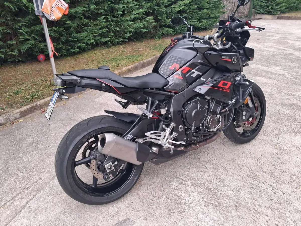 Yamaha MT-10 (2017 - 20) (3)