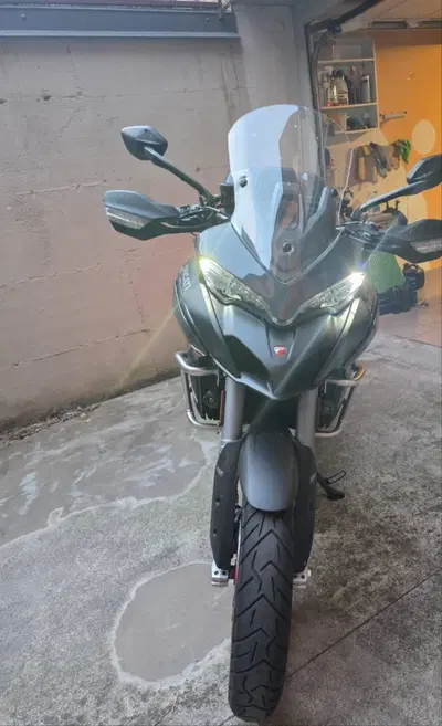 Ducati Multistrada V2 S (2022 - 24) usata