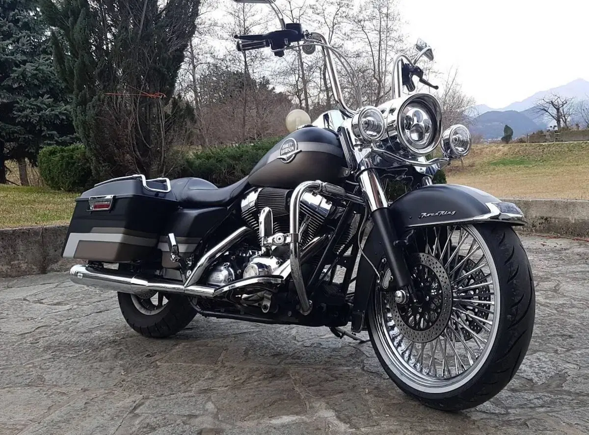 Harley-Davidson 1584 Road King (2006 - 07) - FLHR