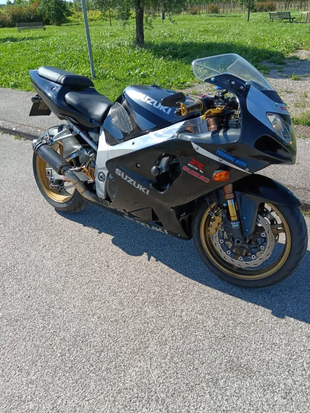 Suzuki GSX-R1000 (2000 - 02) (4)