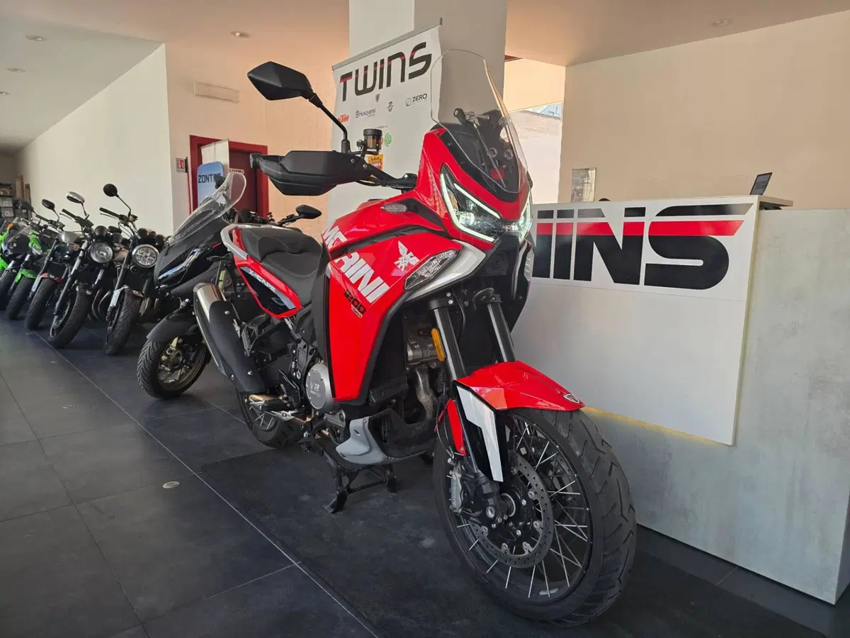 Moto Morini X-Cape 1200 (2026) (2)