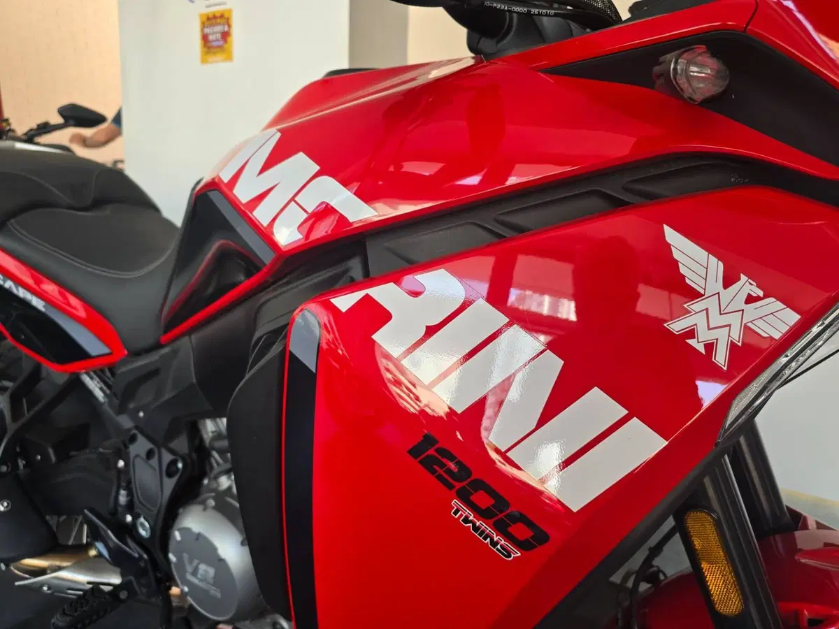 Moto Morini X-Cape 1200 (2026) (9)