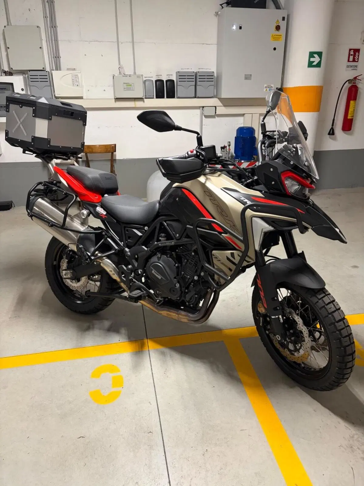 Benelli TRK 702X Dune Sea (2024 - 25) (3)