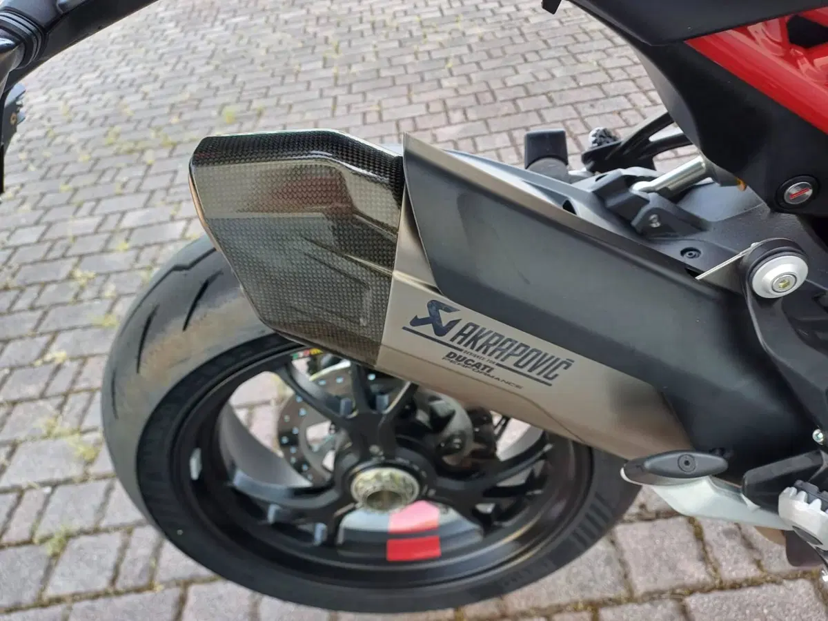 Ducati Multistrada V4 Pikes Peak (2021 - 24) (7)