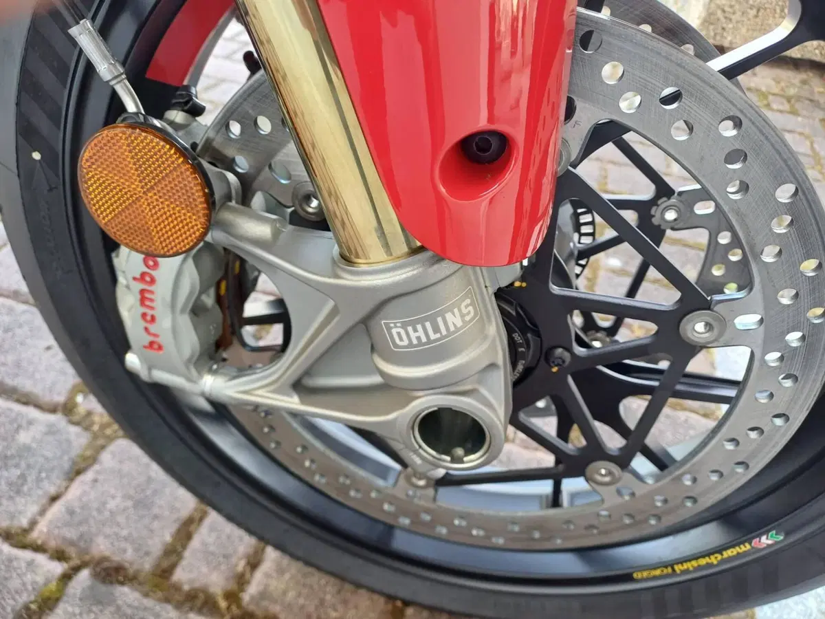 Ducati Multistrada V4 Pikes Peak (2021 - 24) (10)