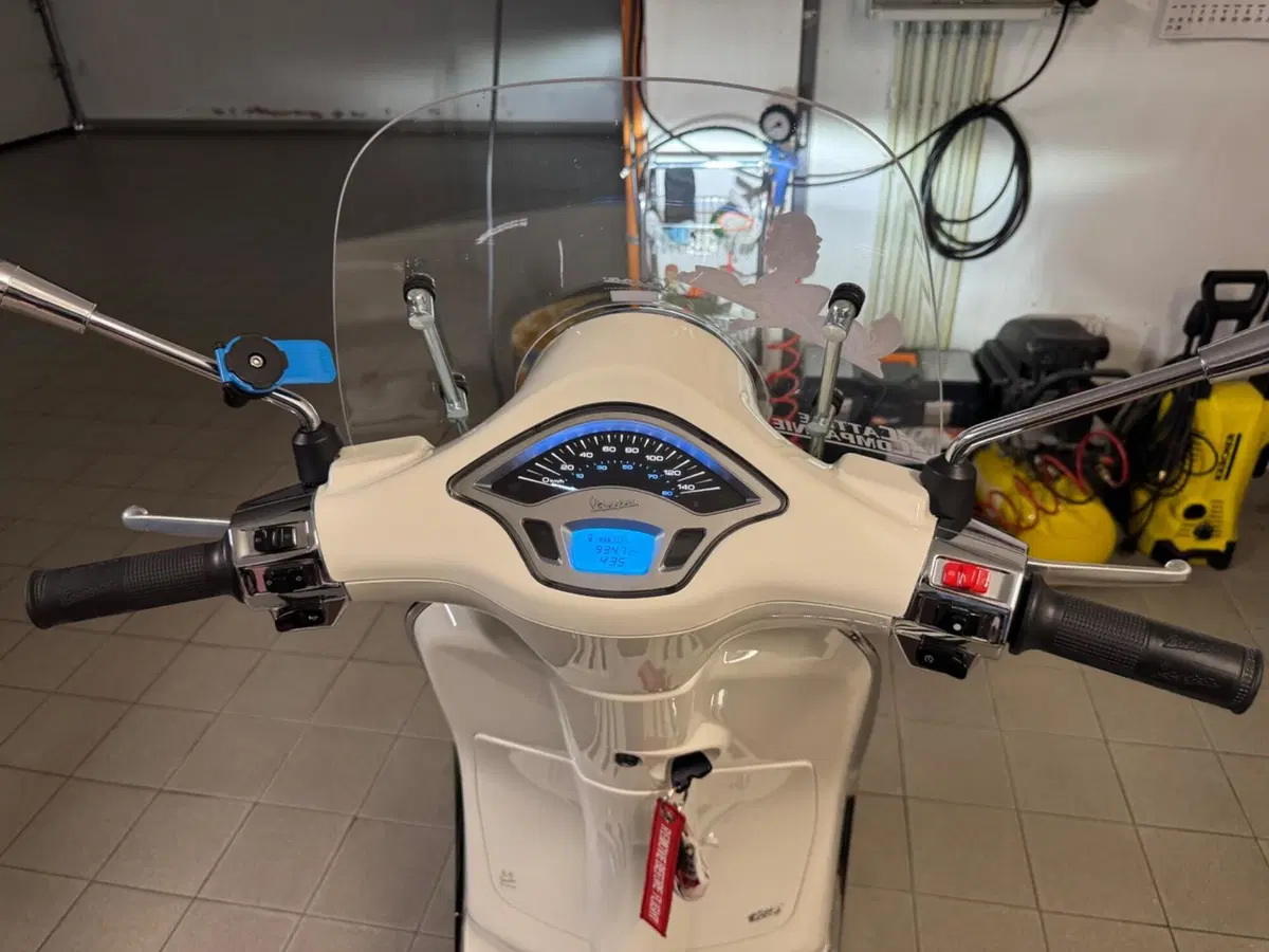 Vespa Primavera 125 3V ie ABS (2018 - 19) (3)