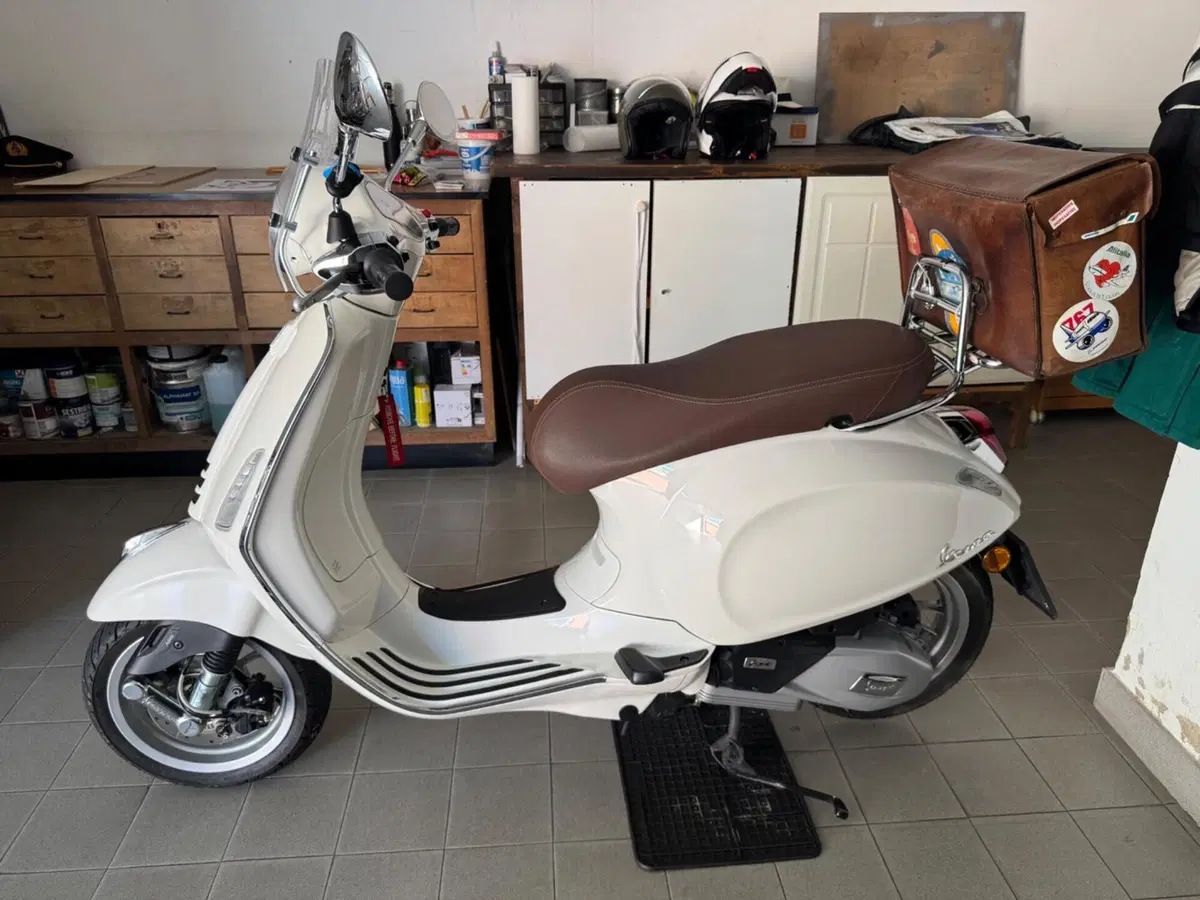 Vespa Primavera 125 3V ie ABS (2018 - 19) (5)