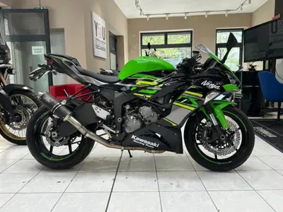 Kawasaki Ninja 636 ZX-6R KRT (2019 - 20) usata