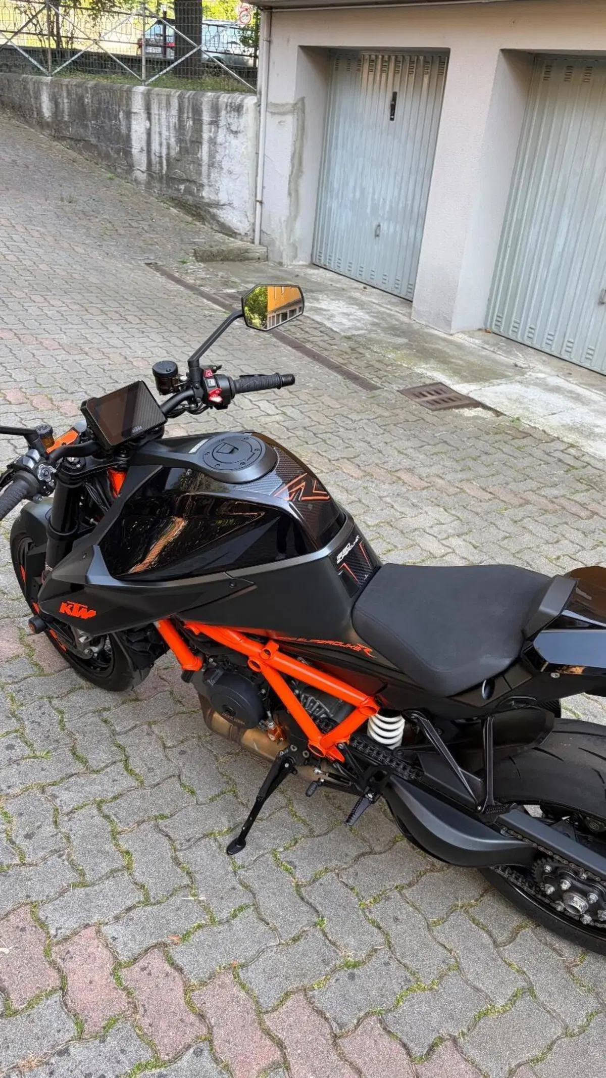 KTM 1290 Super Duke R (2021) (3)