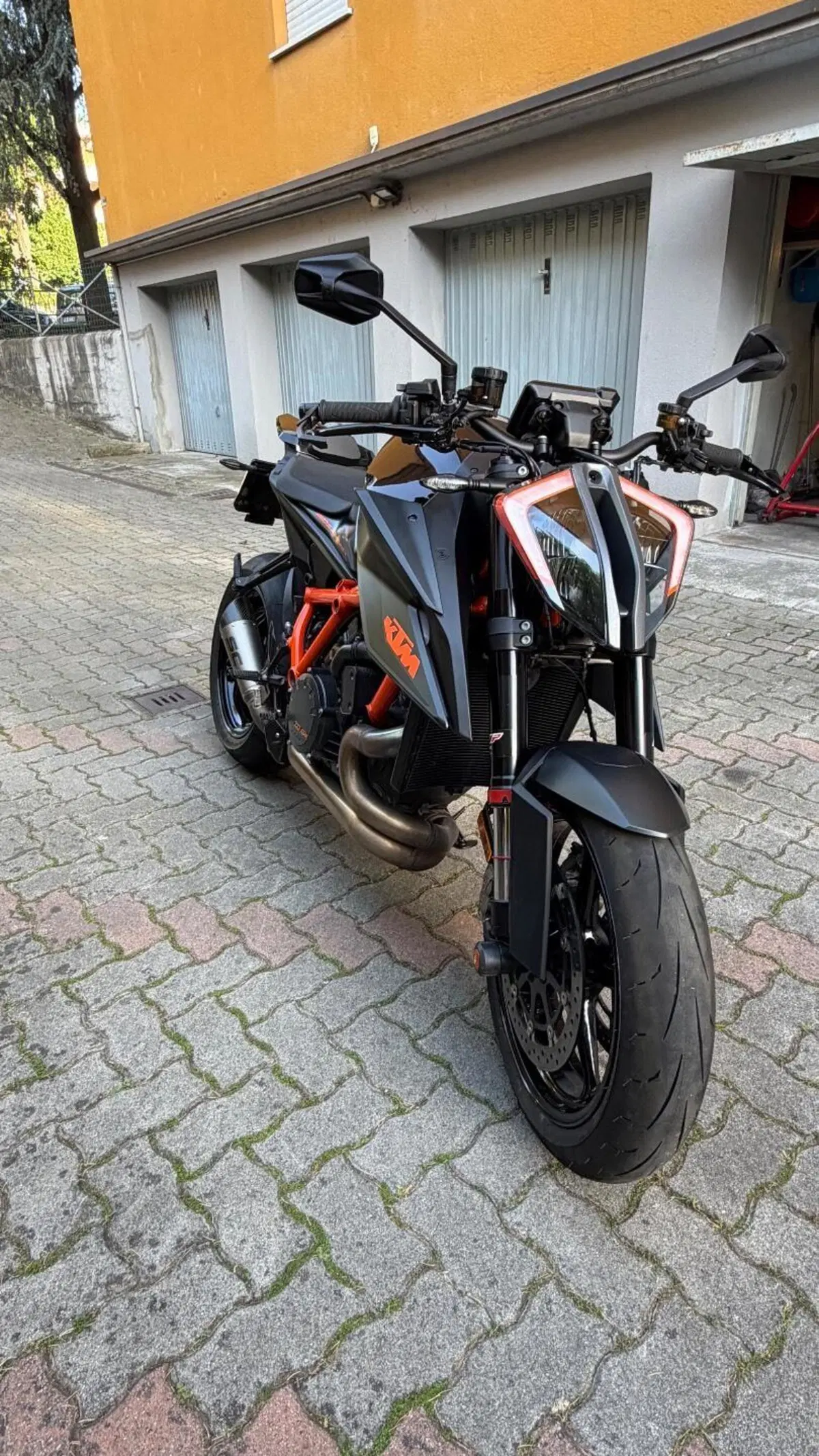 KTM 1290 Super Duke R (2021) (7)
