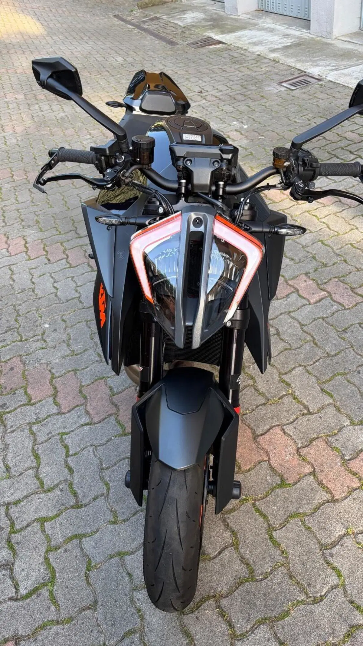 KTM 1290 Super Duke R (2021) (8)