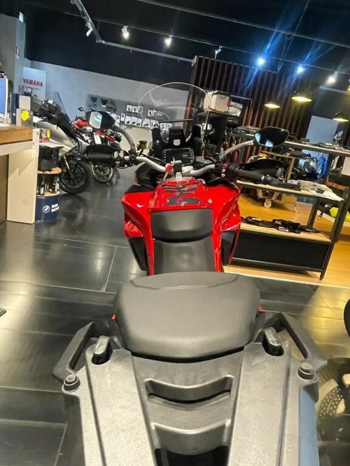 Ducati Multistrada V2 S (2022 - 24) (6)