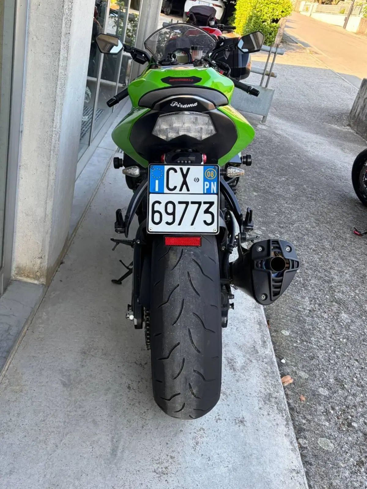 Kawasaki Ninja 1000 ZX-10R (2008 - 09) (3)