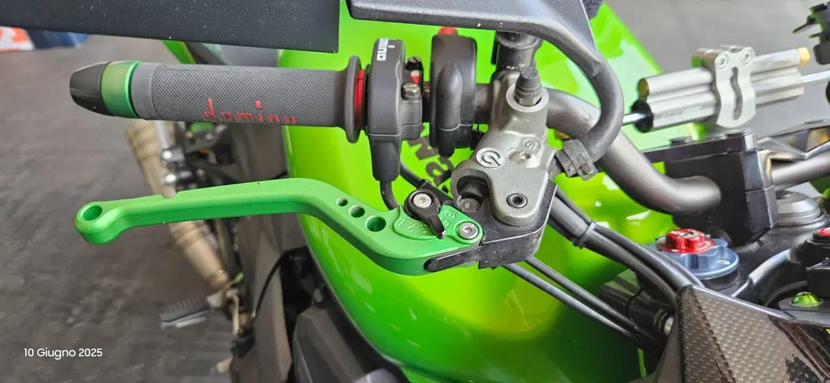 Kawasaki Z 750 (2007 - 14) (4)