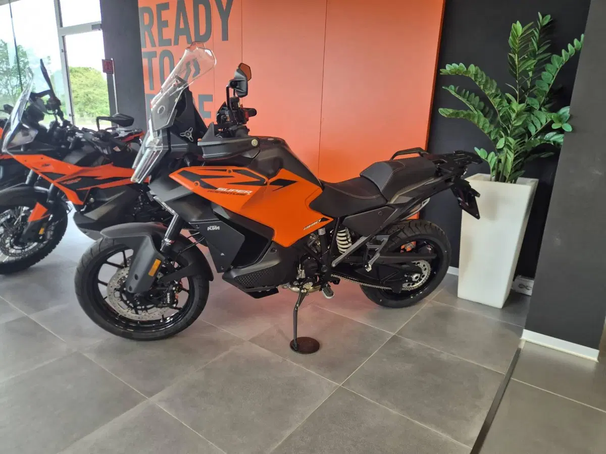 KTM 1390 Super Adventure S (2026) (2)