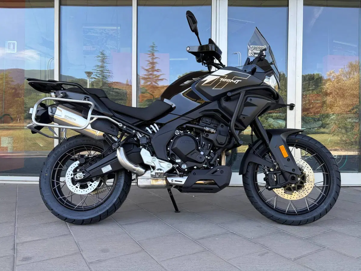 CFMOTO 700MT Adventure (2025 - 26)