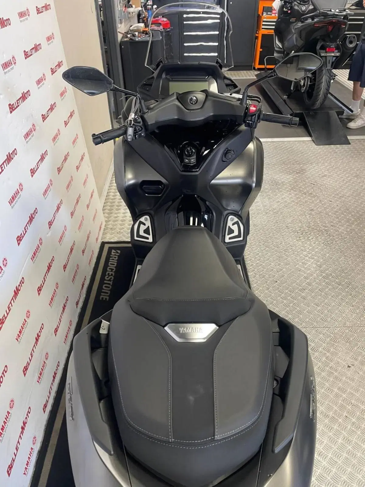 Yamaha Tricity 300 (2021 - 24) (4)