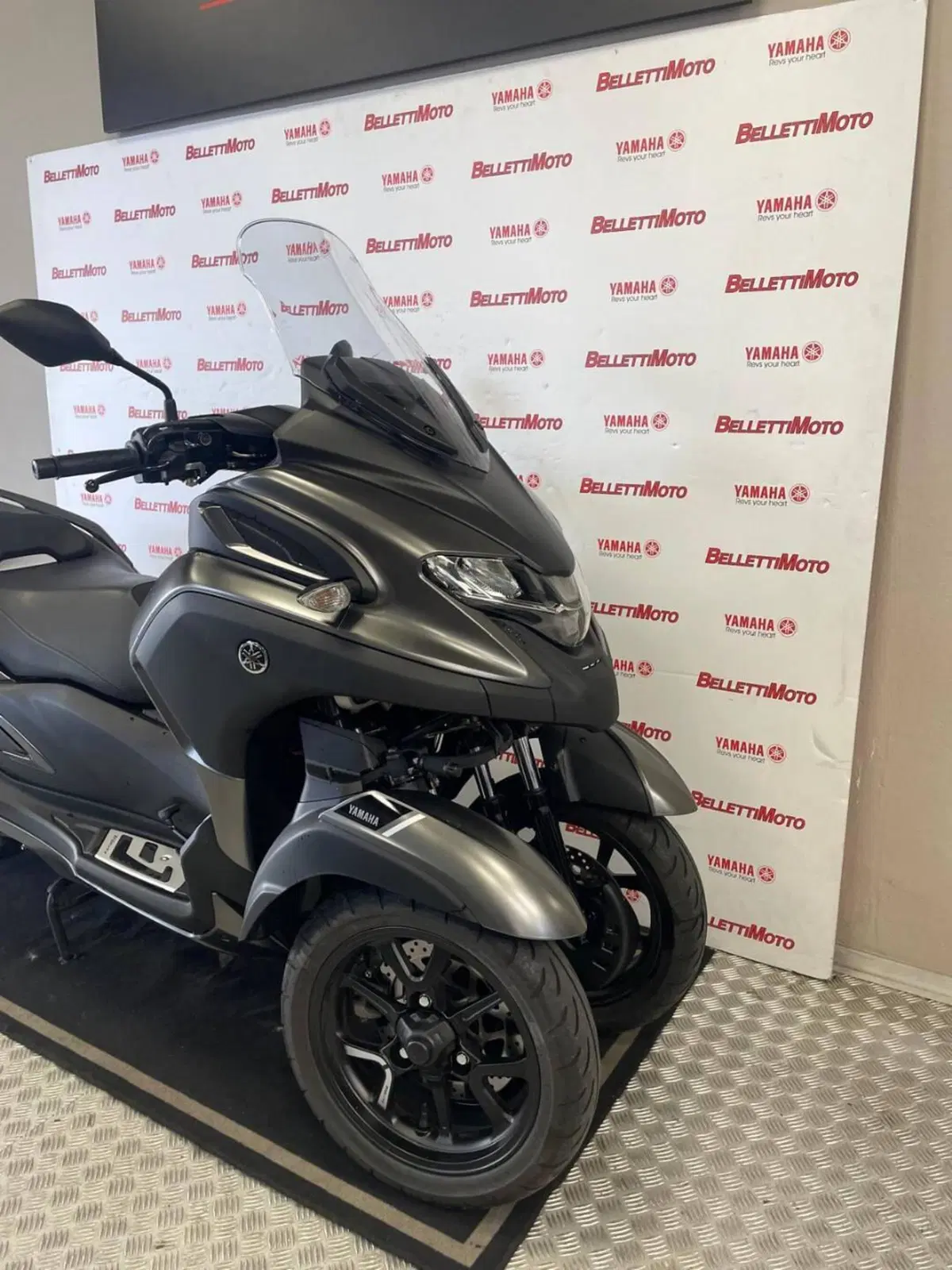 Yamaha Tricity 300 (2021 - 24) (6)