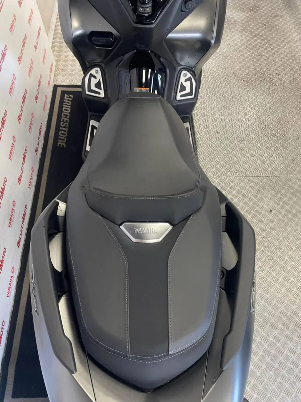 Yamaha Tricity 300 (2021 - 24) (7)