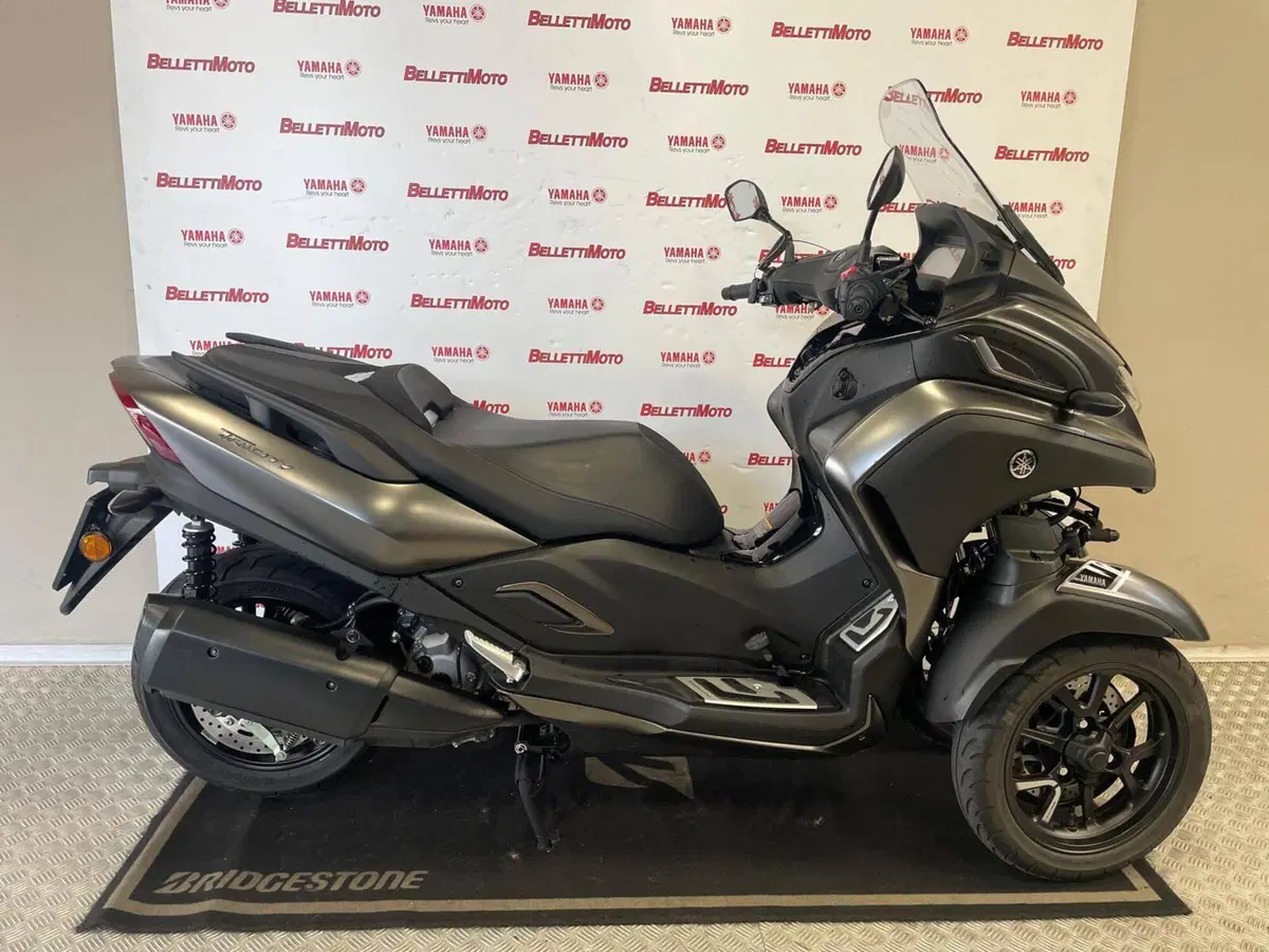 Yamaha Tricity 300 (2021 - 24) (8)