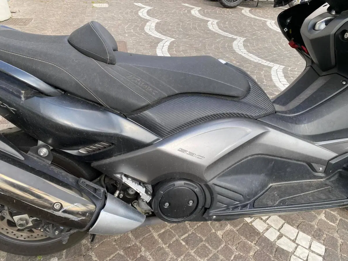 Yamaha T-Max 530 (2015 - 16) (4)