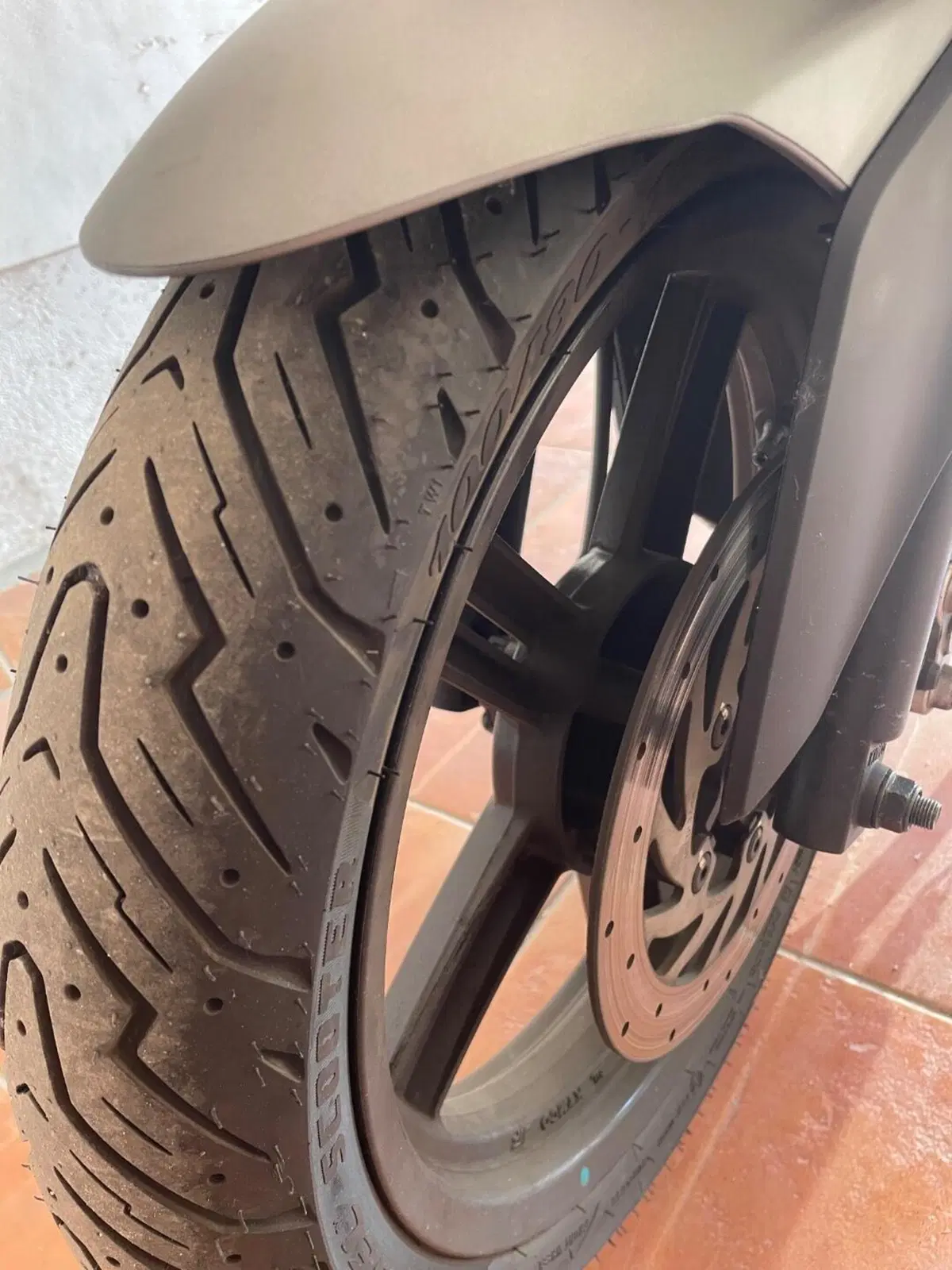 Kymco Agility 125 R16 + (2017 - 20) (7)