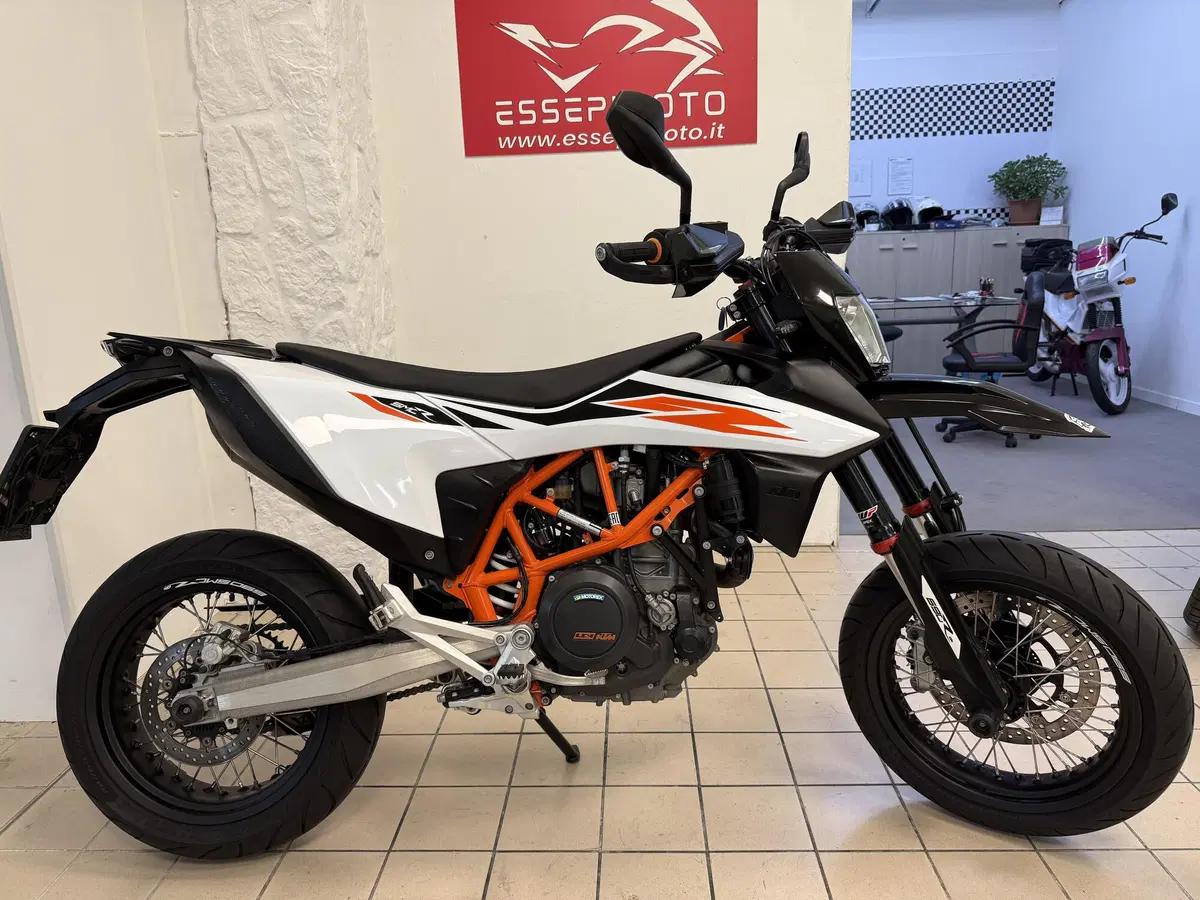 KTM 690 SMC R (2019 - 20)