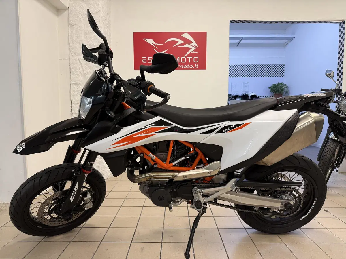 KTM 690 SMC R (2019 - 20) (2)