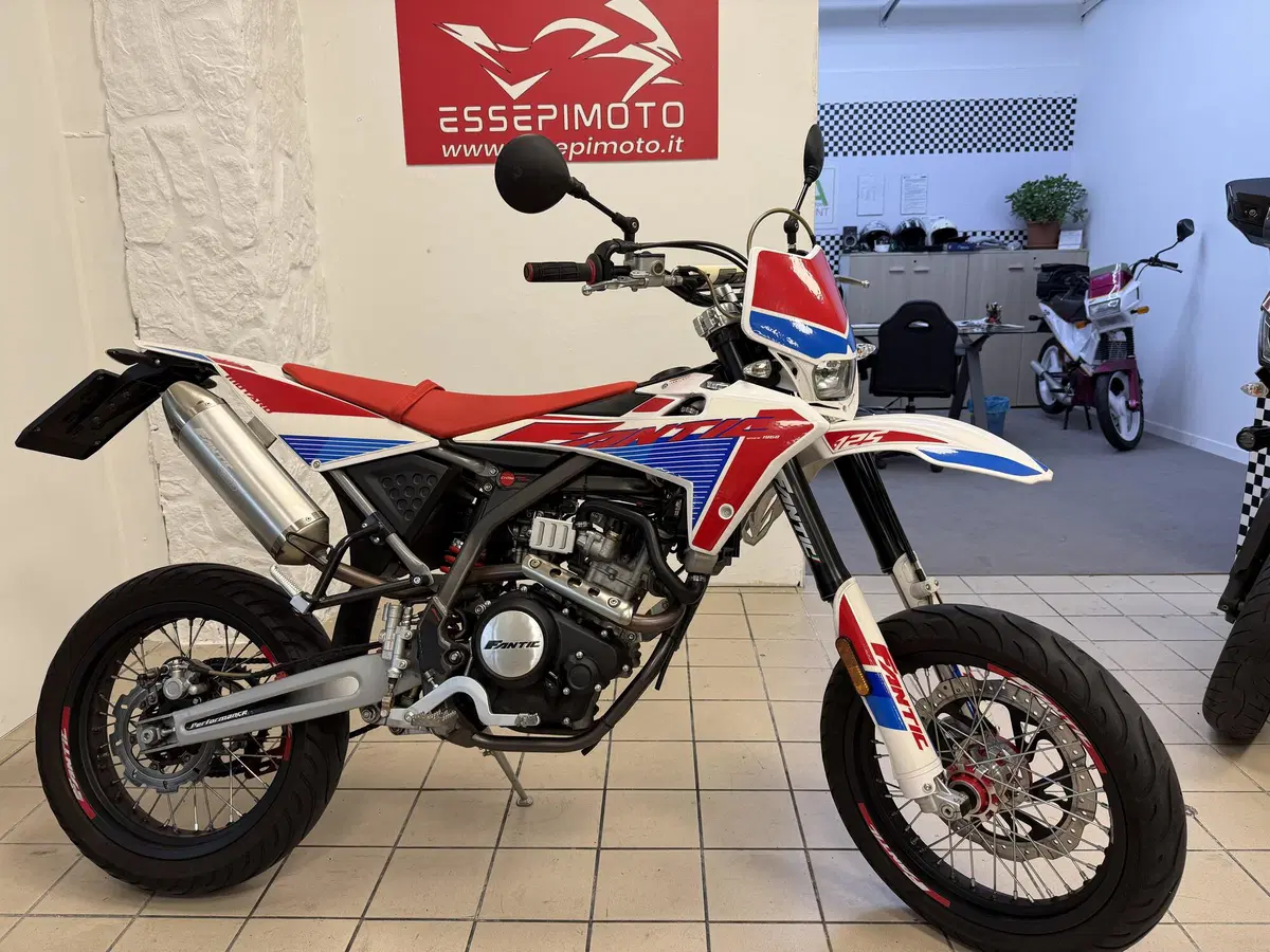 Fantic Motor Motard 125 Performance 4t (2020)