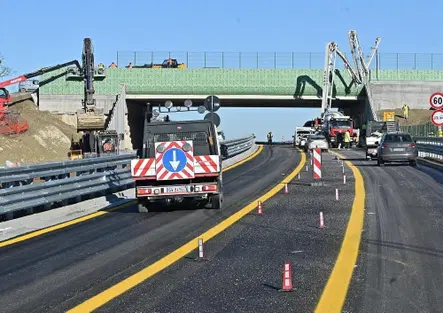 Bloccato in autostrada a causa dei cantieri? Da oggi puoi chiedere rimborso, ecco come