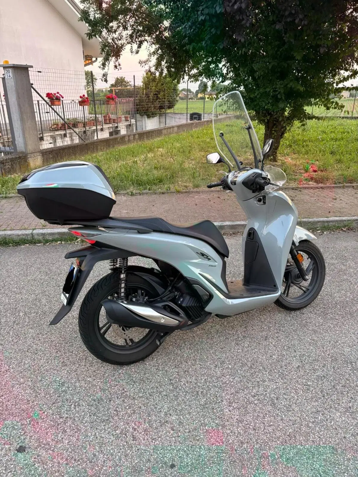Honda SH 150i (2024 - 25) (6)