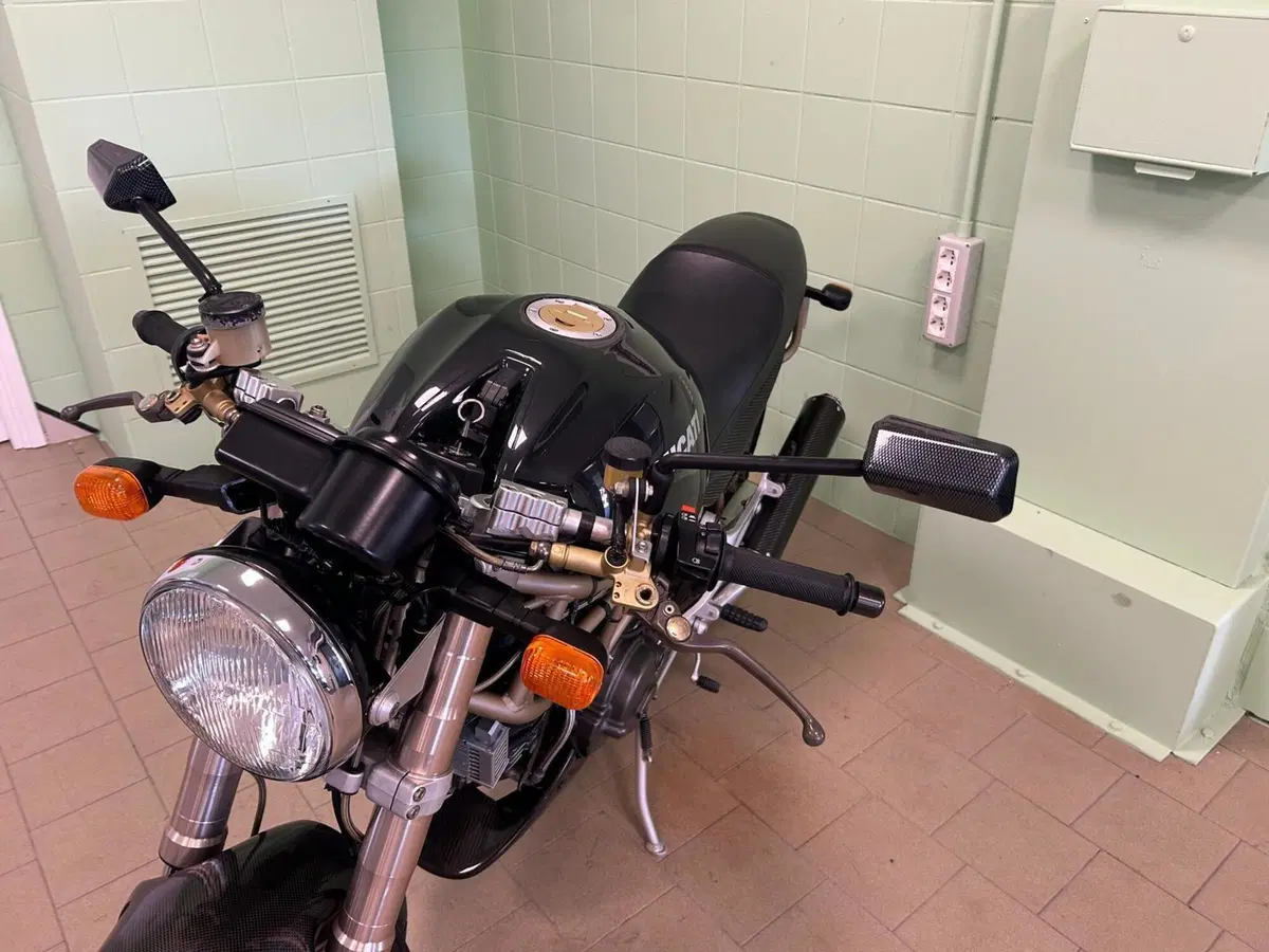 Ducati Monster 900 (1997 - 98) (18)