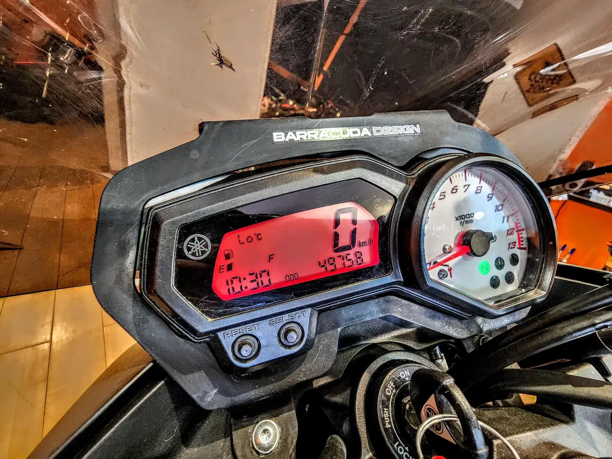 Yamaha FZ8 (2010 - 12) (5)