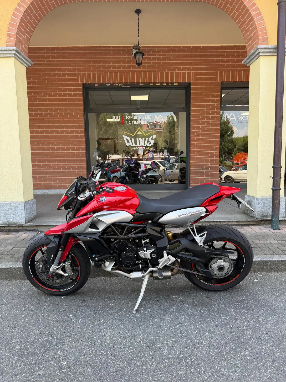 MV Agusta Rivale 800 EAS (2013 -15)