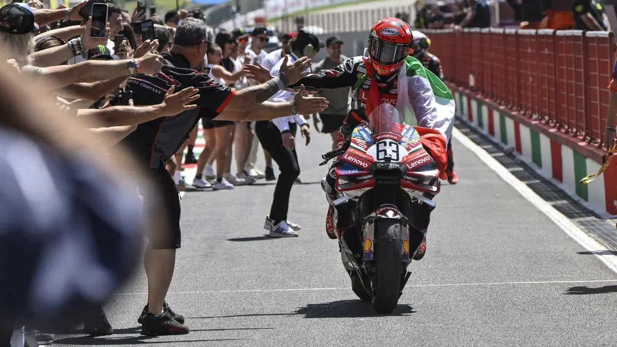MotoGP 2026. GP d'Italia al Mugello. Le foto più belle della gara e del weekend italiano! [GALLERY] (13)