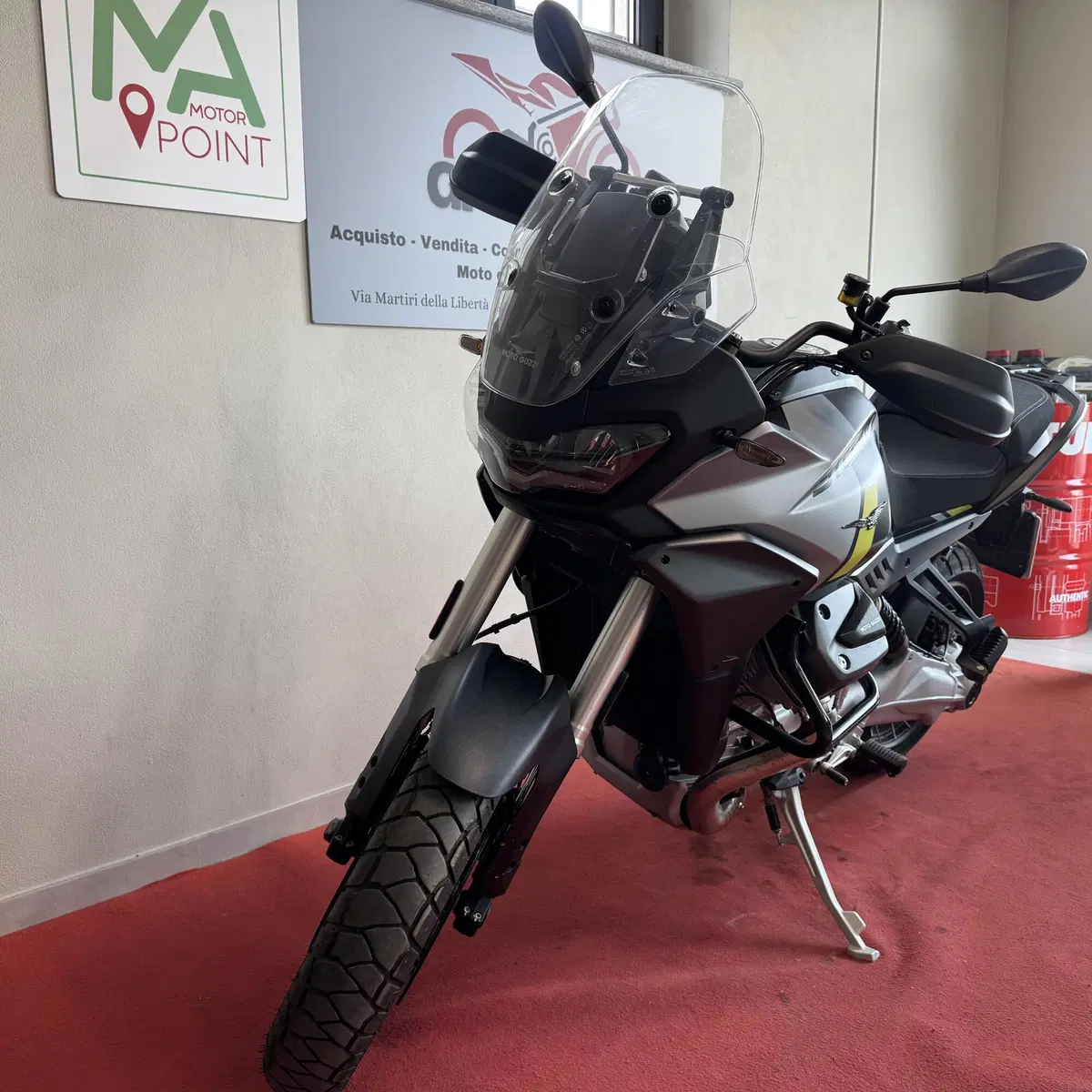 Moto Guzzi Stelvio (2024 - 26) (6)