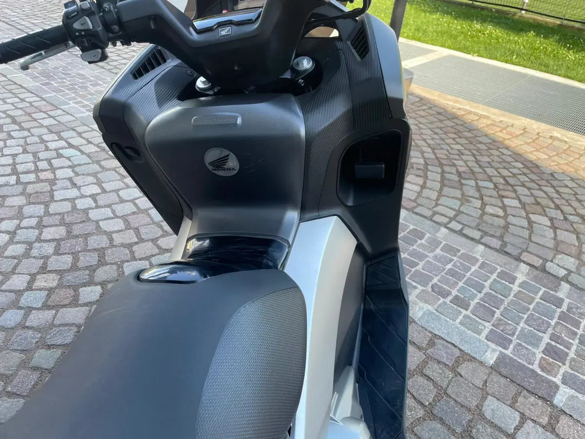 Honda Integra 750 DCT ABS (2014 - 15) (12)