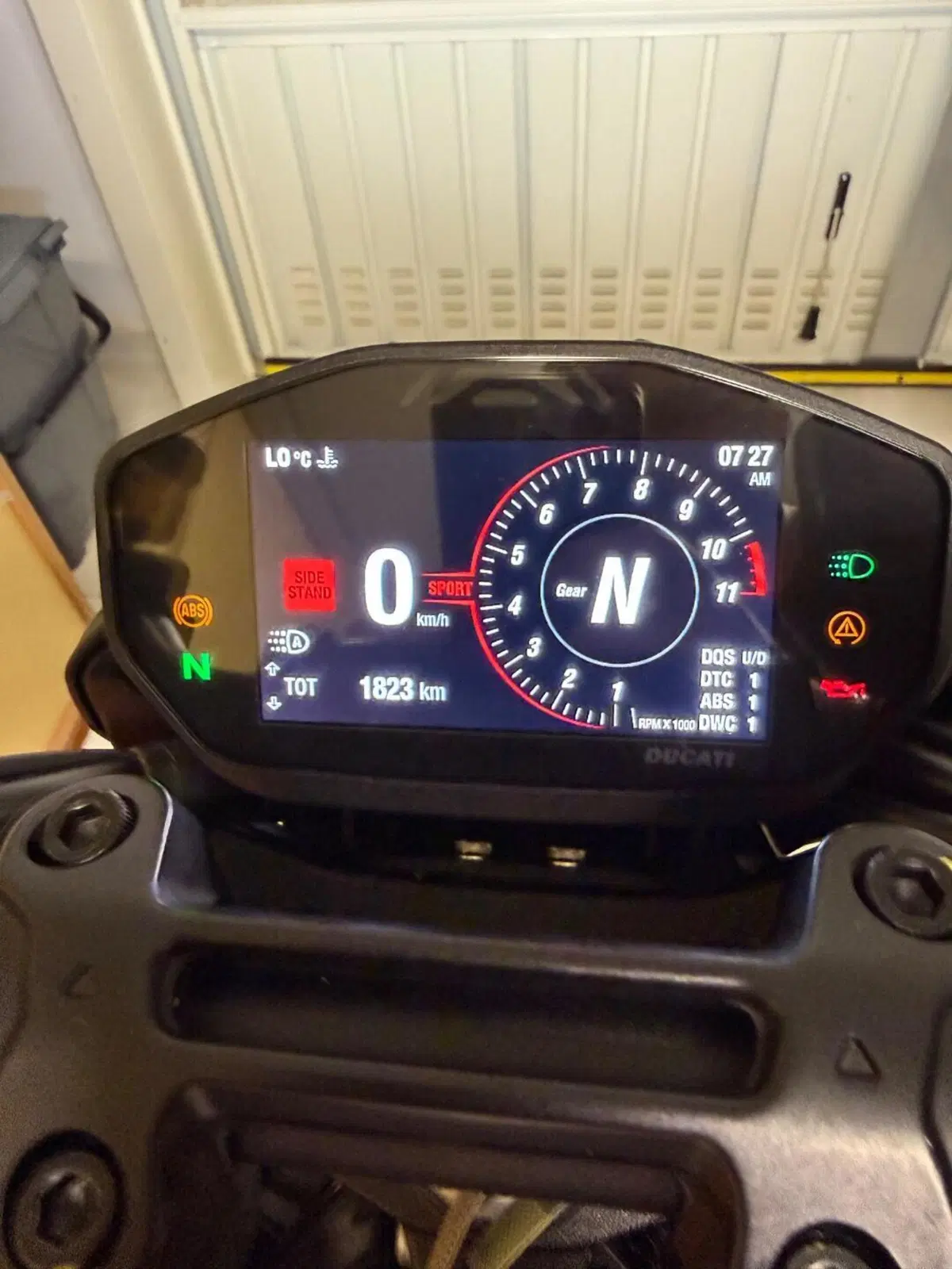 Ducati Hypermotard 950 RVE (2022 - 25) (4)