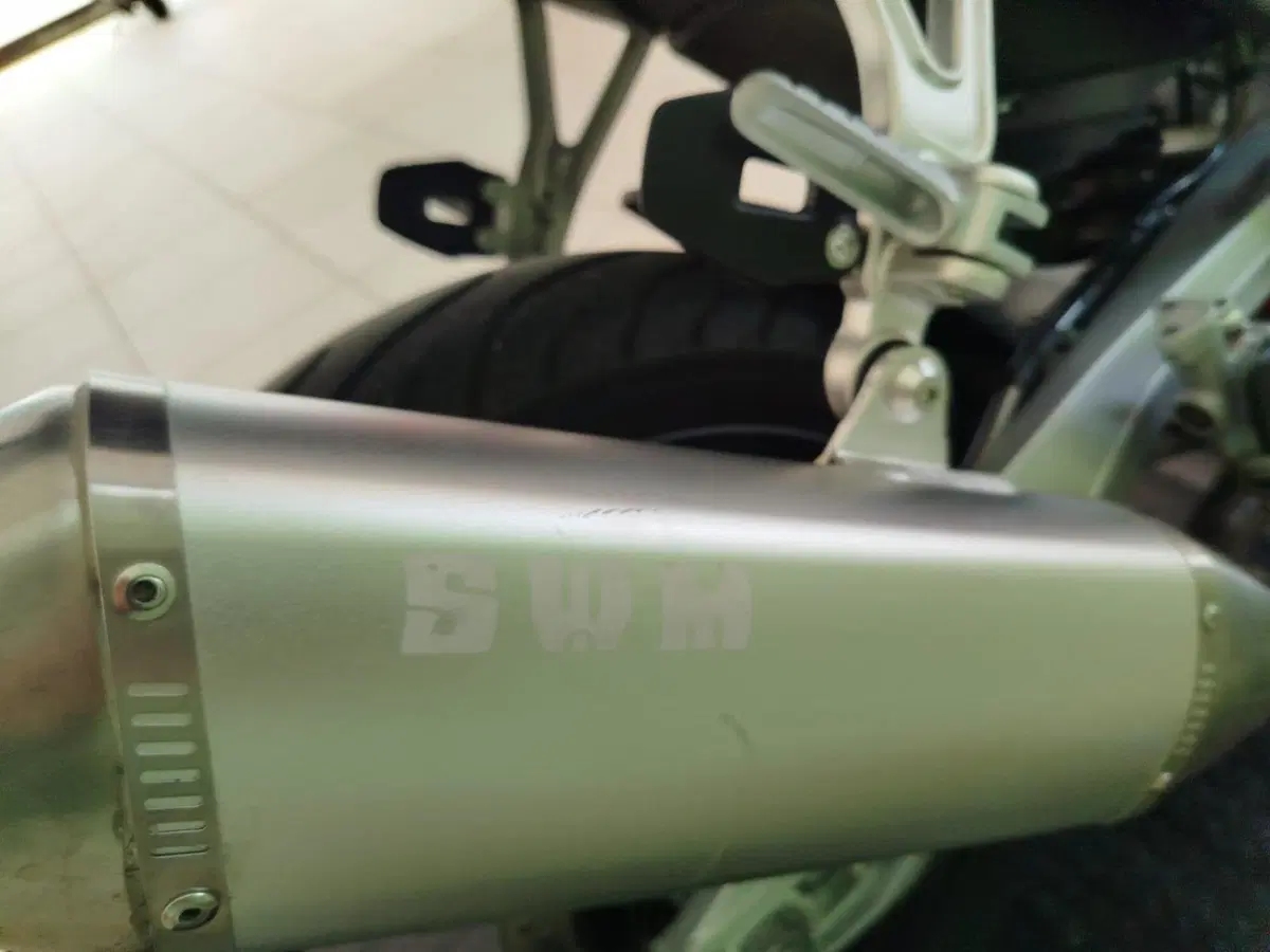 Swm Varez 125 (2022 - 23) (6)