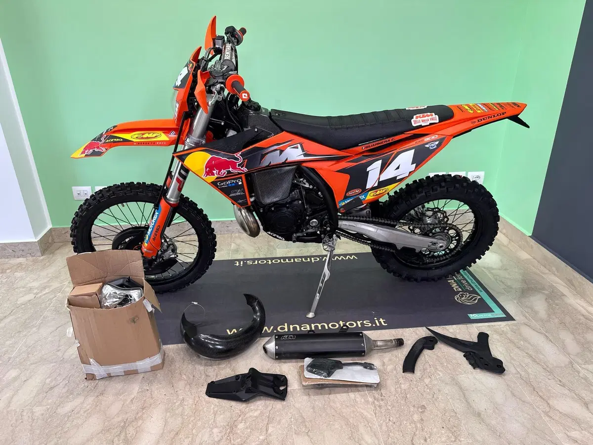KTM 300 EXC (2025) (5)