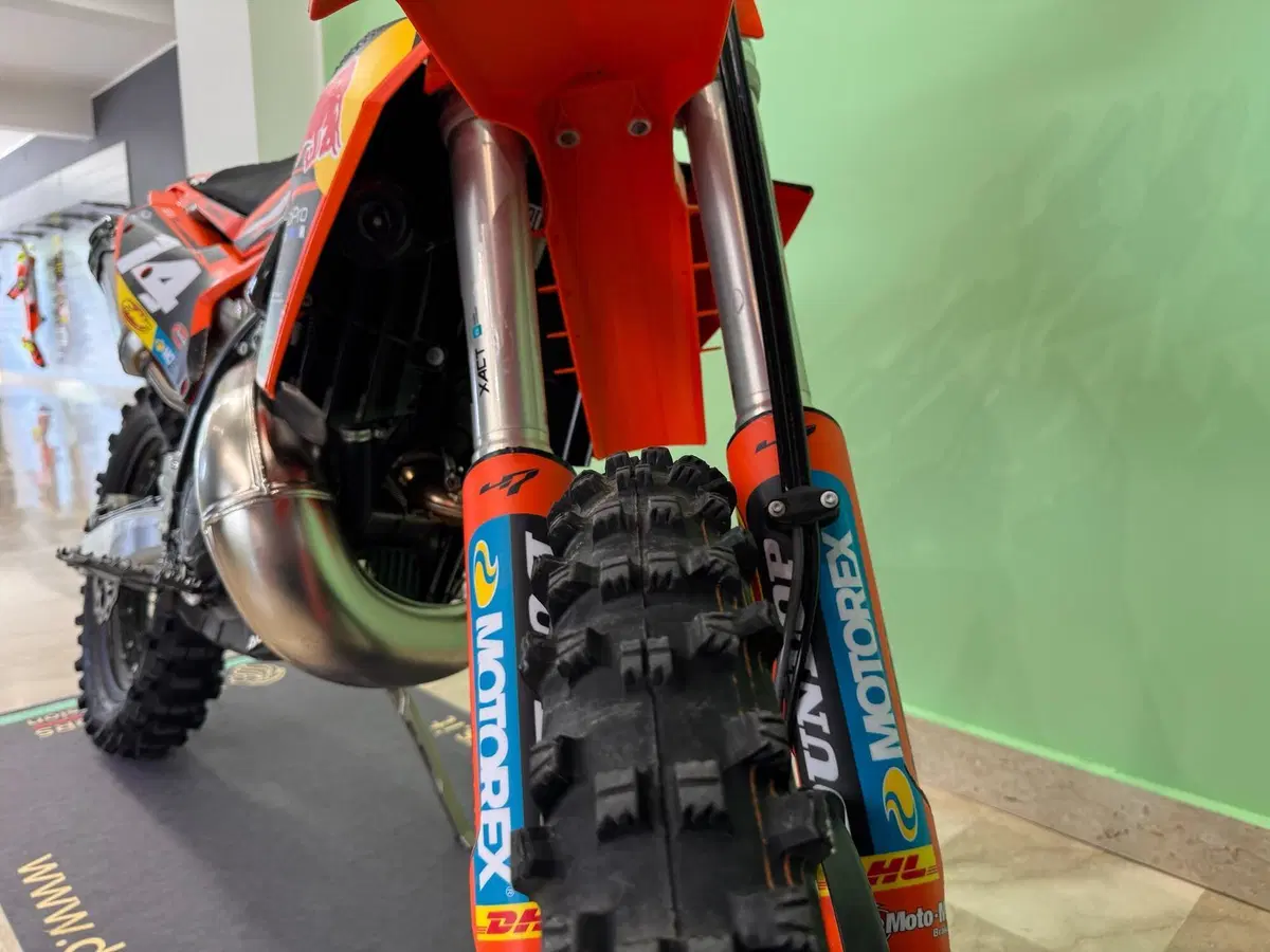 KTM 300 EXC (2025) (14)