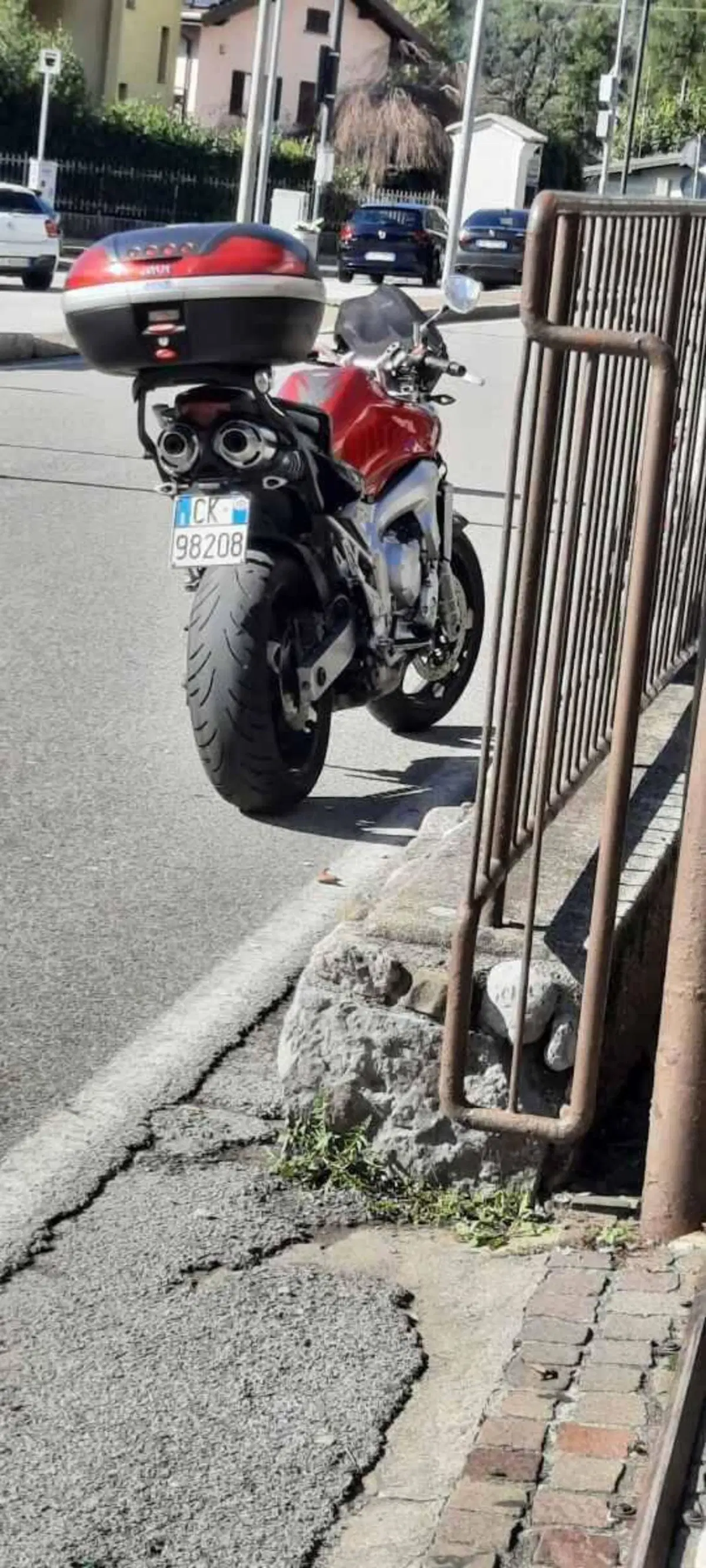 Yamaha FZ6 Fazer (2004 - 07) (3)