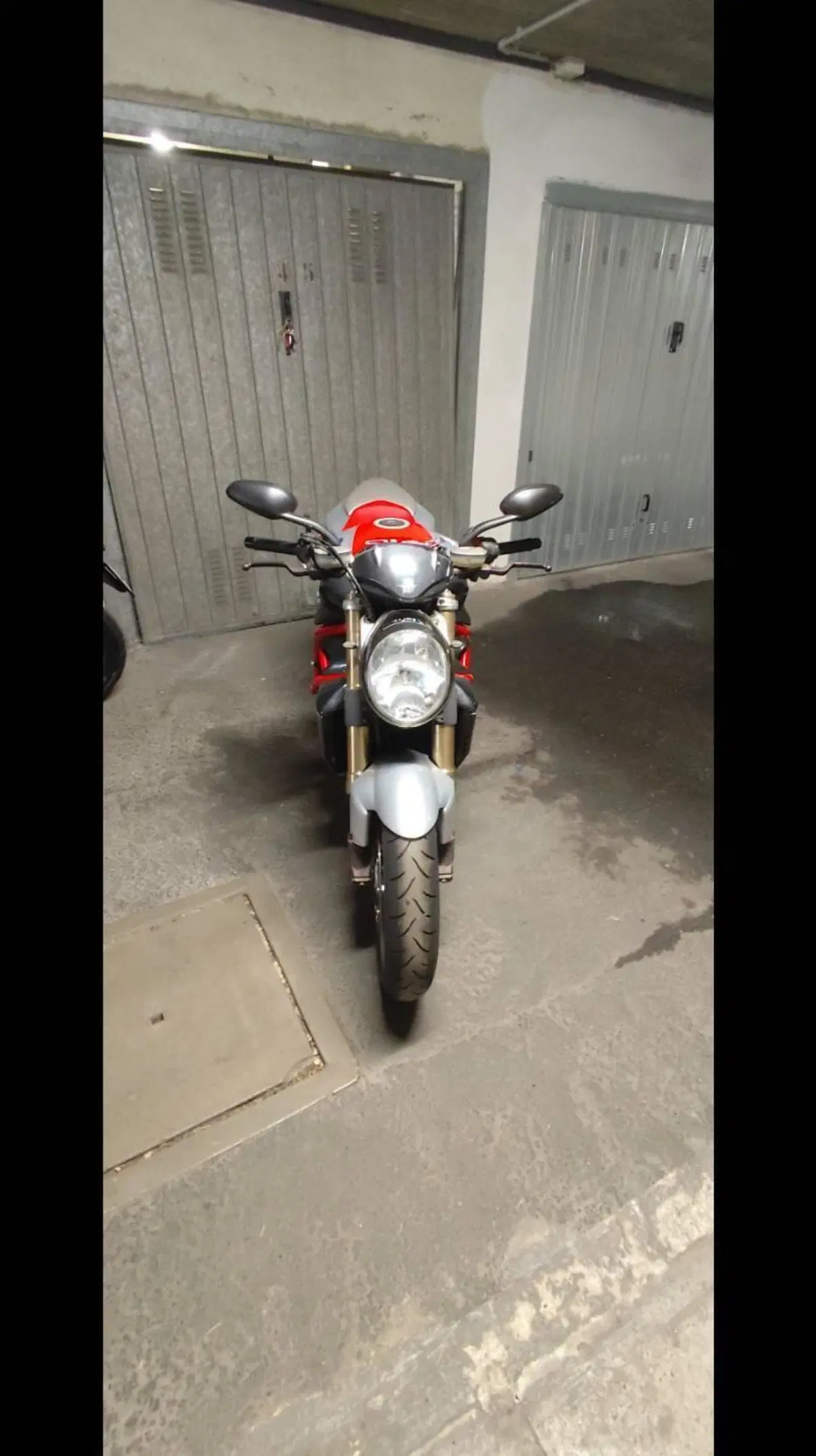 MV Agusta Brutale 910 S (2005 - 11) (4)