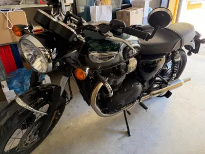 Triumph Bonneville T100 (2021 - 25) usata