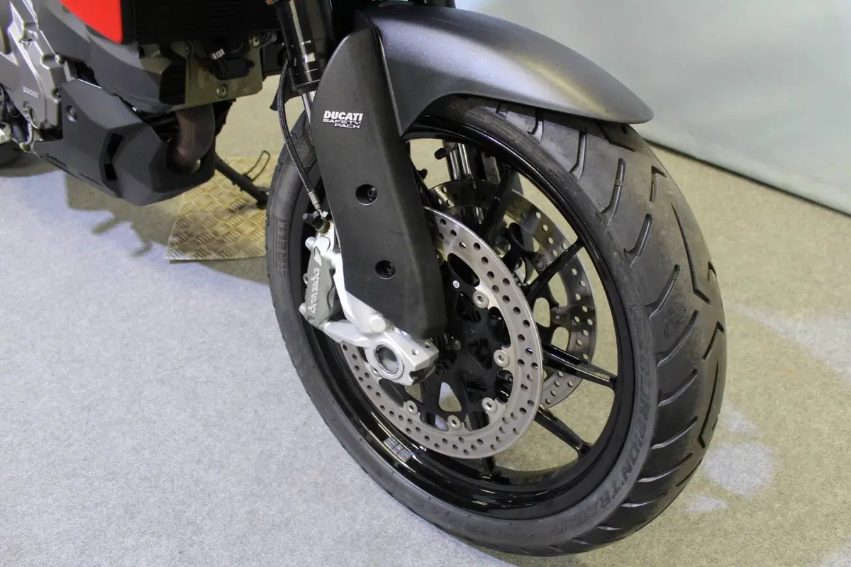 Ducati Multistrada V2 (2022 - 24) (5)
